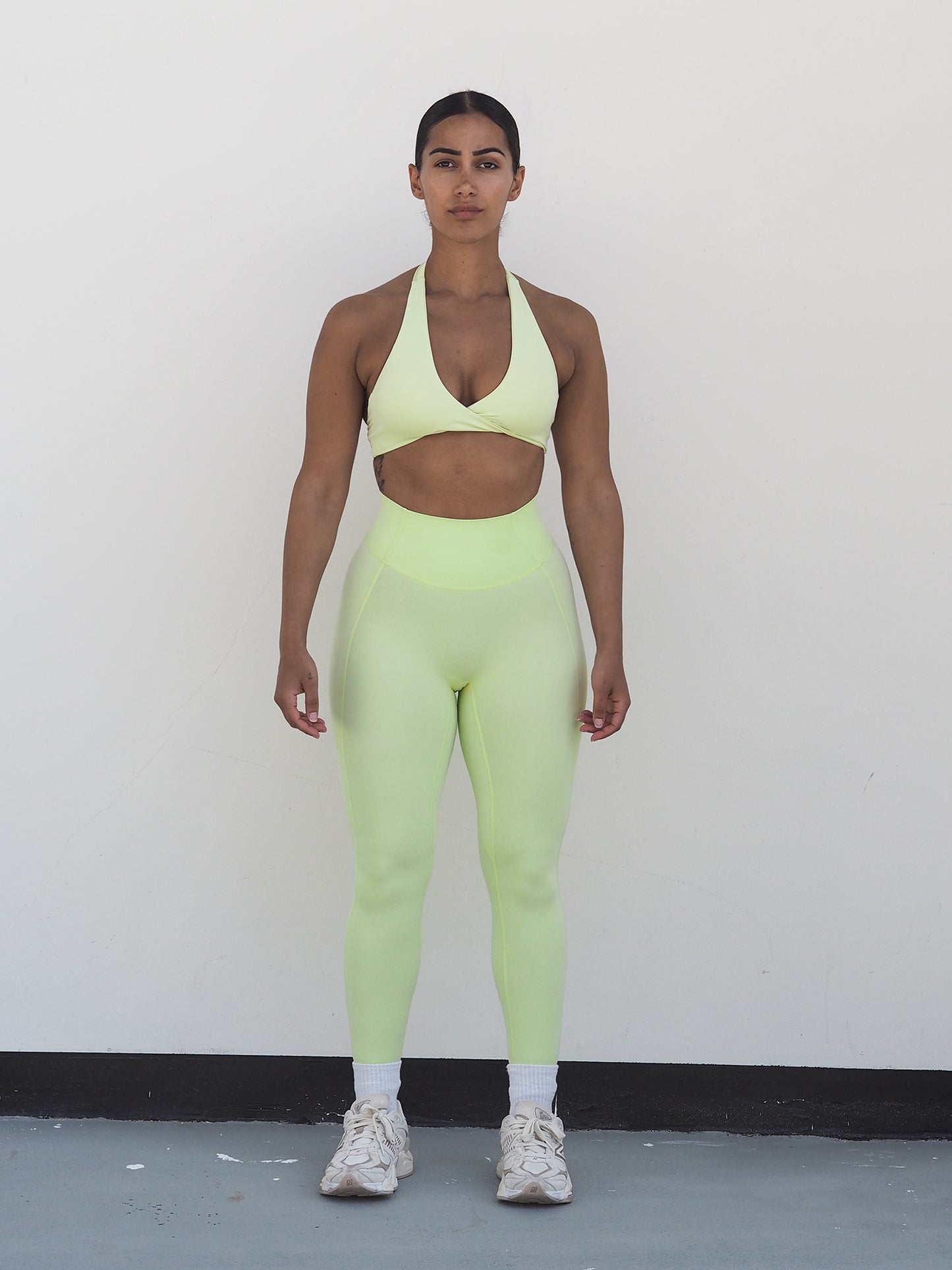 (PRE ORDER) Summer Leggings- Twista Lime