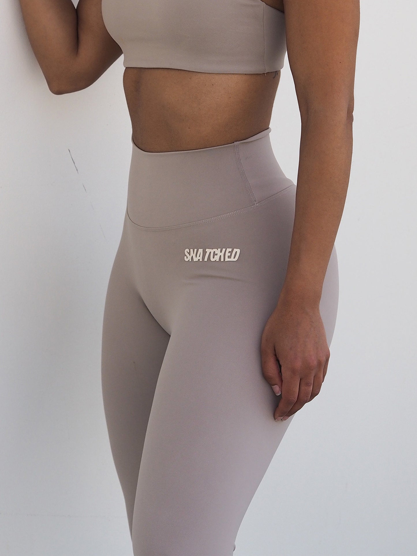 (PRE-ORDER) Serene Leggings- Hazelnut