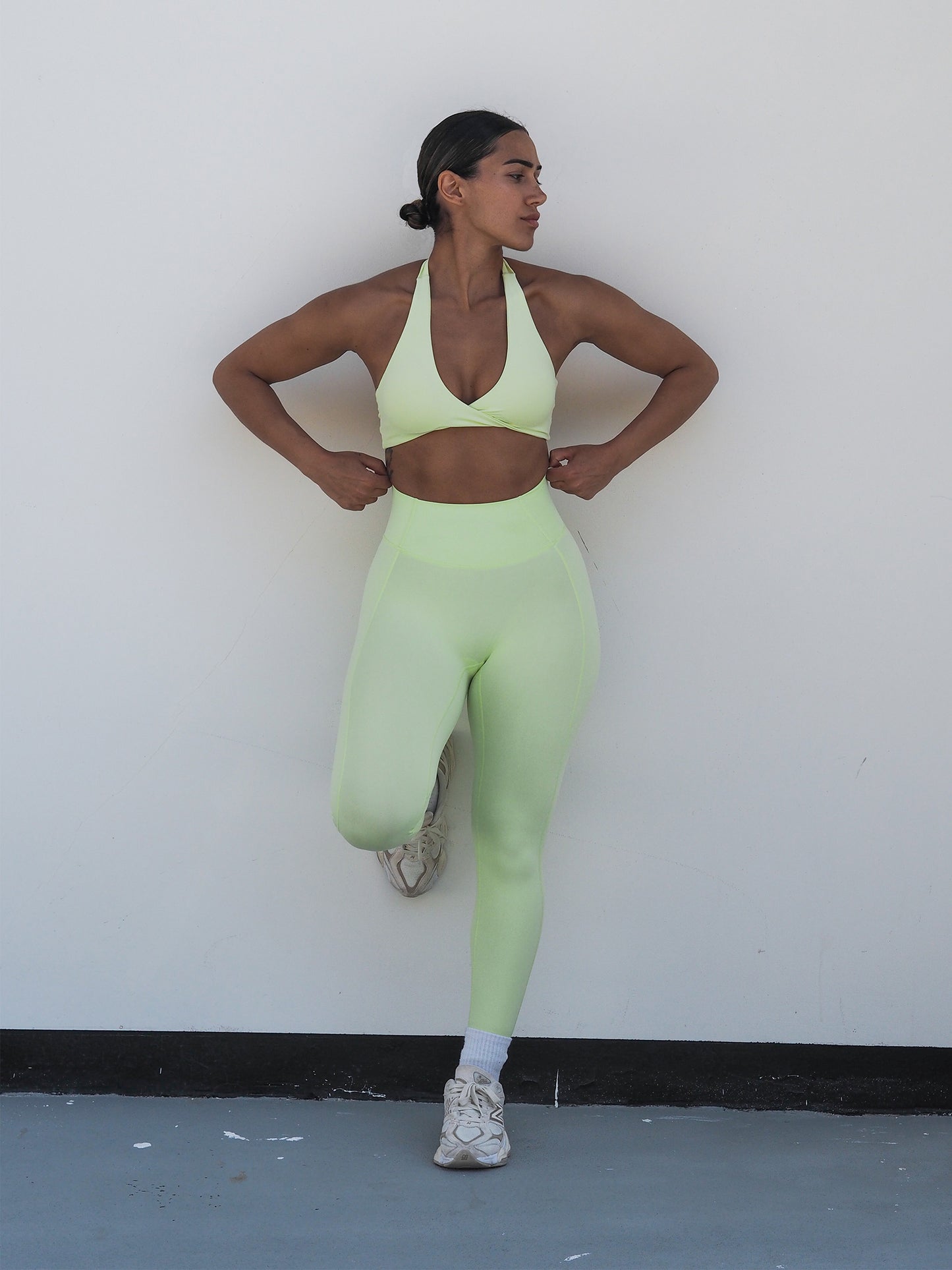 (PRE ORDER) Summer Leggings- Twista Lime