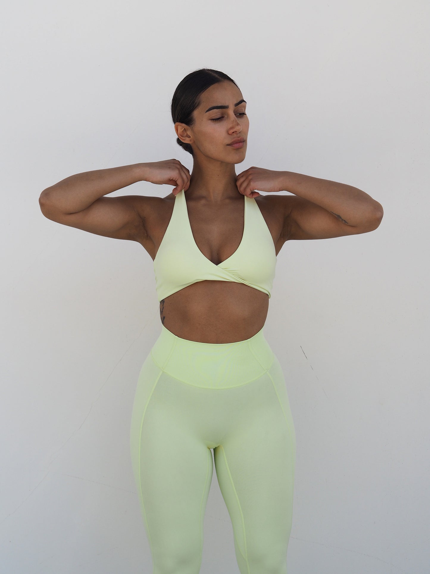 (PRE ORDER) Summer Leggings- Twista Lime